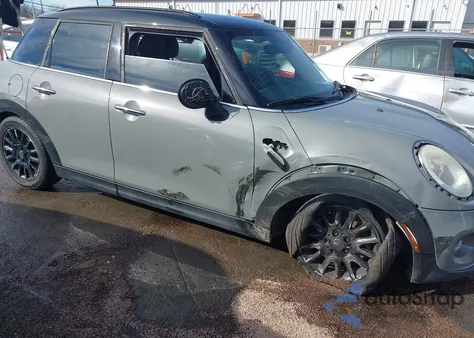 2017 Mini Hardtop Cooper из США, поврежденный, VIN WMWXU1C51H2E18583